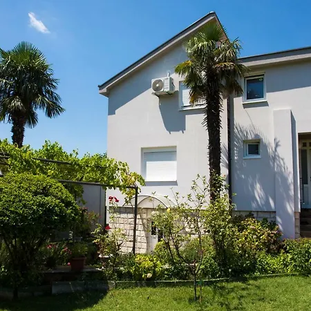 Liberte Tatil Evi *